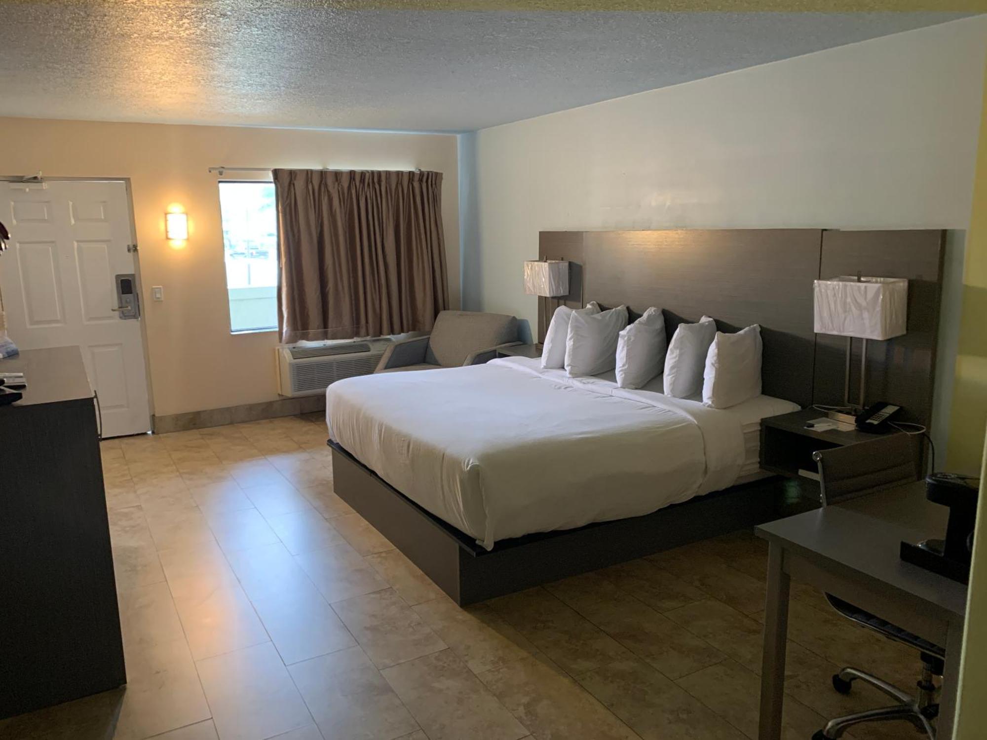 King Room - Non-Smoking,1705880899:JPEG